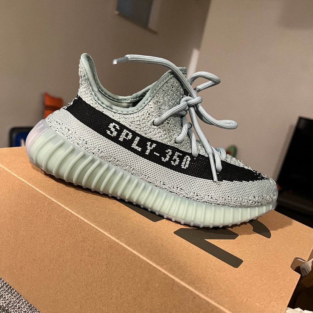 Yeezy boost 350 V2 “Salt”